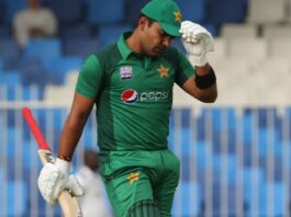 Umar Akmal emotional