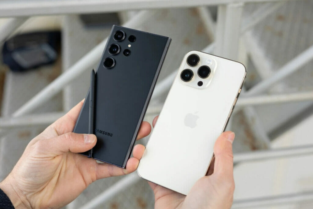 Samsung Galaxy S24 Ultra और iPhone 15 Pro max