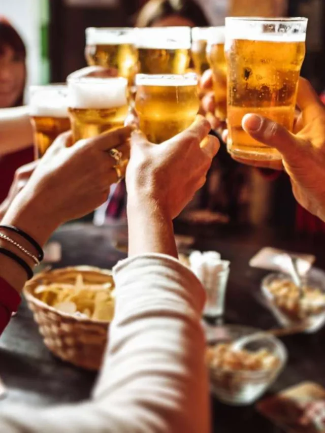 दुनिया के 10 ऐसे देश जहां सबसे ज्यादा पी जाती है शराब