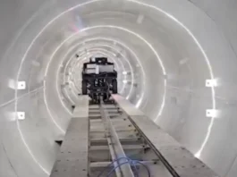 Hyperloop train