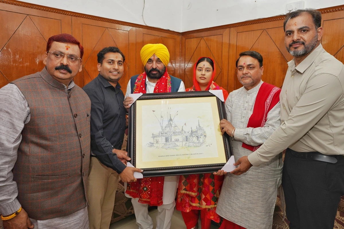 CM Bhagwant Mann ने श्री माता नैना देवी जी के दर्शन किये, पंजाब से नशे के दानव को खत्म करने का आशीर्वाद मांगा