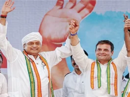 Shashi Tharoor and Rahul Gandhi