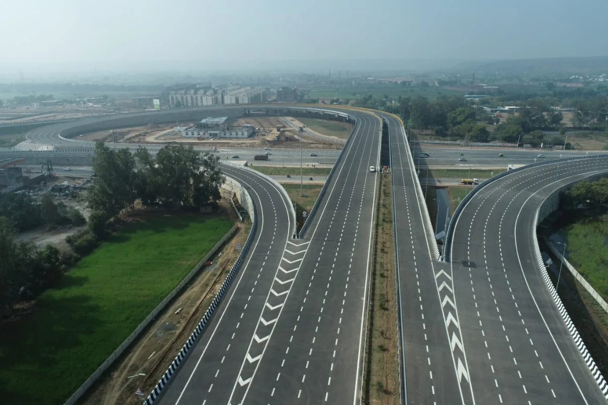 Delhi Mumbai Expressway Delhi Mumbai Expressway