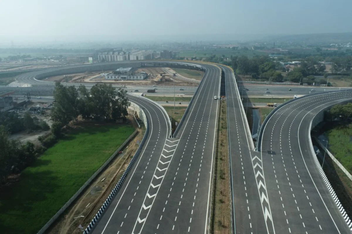 Delhi Mumbai Expressway Delhi Mumbai Expressway