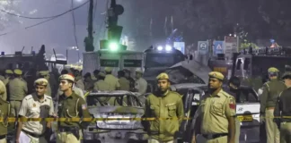 Delhi Red Fort Blast: लाल किला कार विस्फोट मामले में हरियाणा की महिला डॉक्टर से व्हाइट कॉलर टेरर नेटवर्क के संबंध में पूछताछ, जांच में सामने आए नए खुलासे Delhi Red Fort Blast