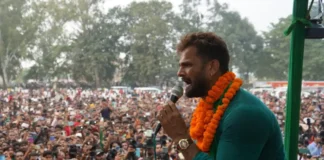 Khesari Lal Yadav: ‘राम मंदिर में पढ़कर मैं मास्टर या प्रोफेसर..,’ शिक्षा प्रणाली पर सवाल उठाते हुए ये क्या बोल गए ट्रेंडिंग स्टार? चहुंओर हो रही चर्चा Khesari Lal Yadav