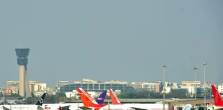 Noida International Airport: डेट फाइनल! एशिया के सबसे बड़े एयरपोर्ट के संचालन को लेकर सुगबुगाहट तेज; इस तारीख से आसमान में दिखेंगी उड़ाने! जानें डिटेल Noida International Airport