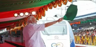 PM Modi का देशवासियों को बड़ा तोहफा, 4 नई वंदे भारत ट्रेन को दिखाएंगे हरी झंडी; इन राज्यों के लिए साबित होंगे गेमचेंजर; जानें सबकुछ PM Modi