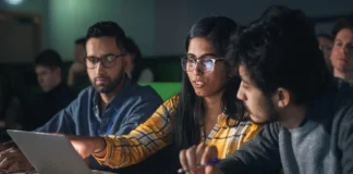 UPSC CSE Mains Result 2025: यूपीएससी सीएसई मेन्स परीक्षा रिजल्ट जारी, 2736 छात्रों ने किया क्वालीफाई, एक क्लिक में चेक करें परिणाम UPSC CSE Mains Result 2025 (प्रतीका्तमक तस्वीर)