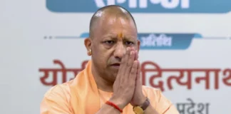 CM Yogi Adityanath ने लौह पुरुष ‘भारत रत्न’ सरदार वल्लभ भाई पटेल की पुण्यतिथि पर दी विनम्र श्रद्धांजलि, बोले- ‘उनके योगदान हम सभी के लिए प्रेरणाप्रद’ CM Yogi Adityanath