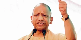 CM Yogi Adityanath: बड़ी खबर! जनवरी 2026 में होगा उत्तर प्रदेश की पहली सेमीकंडक्टर यूनिट का शिलान्यास, युवाओं को ऐसे होगा फायदा CM Yogi Adityanath