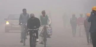 Fog Alert 12 Dec 2025: उत्तर प्रदेश, हरियाणा समेत इन जगहों पर लो विजिबिलिटी का रेड अलर्ट, पहाड़ी इलाकों में शून्य से नीचे पहुंचा तापमान; चेक करें वेदर रिपोर्ट Fog Alert 12 Dec 2025