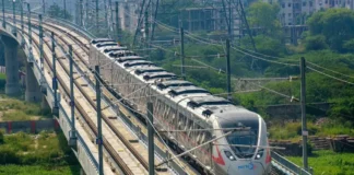 Namo Bharat Train: मात्र इतने मिनट में दिल्ली से अलवर की दूरी होगी पूरी, 180 नहीं इतने किलोमीटर प्रतिघंटे की रफ्तार से दौड़ेगी ये आधुनिक ट्रेन, चेक करें रूट Namo Bharat Train