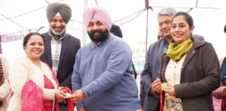 Punjab News: पंजाब की सबसे बड़ी मेगा PTM में 23 लाख से अधिक अभिभावकों की सक्रियता ने रचा नया कीर्तिमान, मान सरकार के विधायकों ने 7500 स्कूलों में परखा शिक्षा का स्तर Punjab News