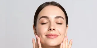 Skin Care Tips: डलनेस, झुर्रियां और लटकी त्वचा में जान फूंक देता है ये देसी जुगाड़, जवान बने रहना है तो जरुर करें ट्राई Skin Care Tips