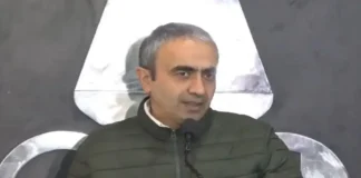 Anurag Dhanda: विधायकों को सदन से बाहर निकाले जाने पर भड़क उठे आप नेता! मंत्री कपिल मिश्रा के खिलाफ कार्रवाई की मांग कर दागे सवाल Anurag Dhanda