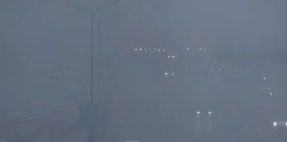 Fog Alert 11 Jan 2026: घने कोहरे के बीच इन भीषण ठंड ने ग्रामीणों की उड़ाई नींद, तो इन जगहों पर आसमानी आफत का कहर; जानें वेदर रिपोर्ट Fog Alert 11 Jan 2026