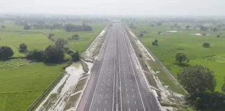 Lucknow Kanpur Expressway: ‘शिक्षा से लेकर स्वास्थ्य तक..’ लखनऊ से कानपुर की दूरी चंद मिनटों में होगी पूरी; चेक करें एक्सप्रेसवे की खासियत; जानें सबकुछ Lucknow Kanpur Expressway