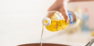 Oil Side Effects: ये तेल नहीं जहर है!कहीं आप भी तो इस ऑयल में नहीं बना रहे खाना Oil Side Effects