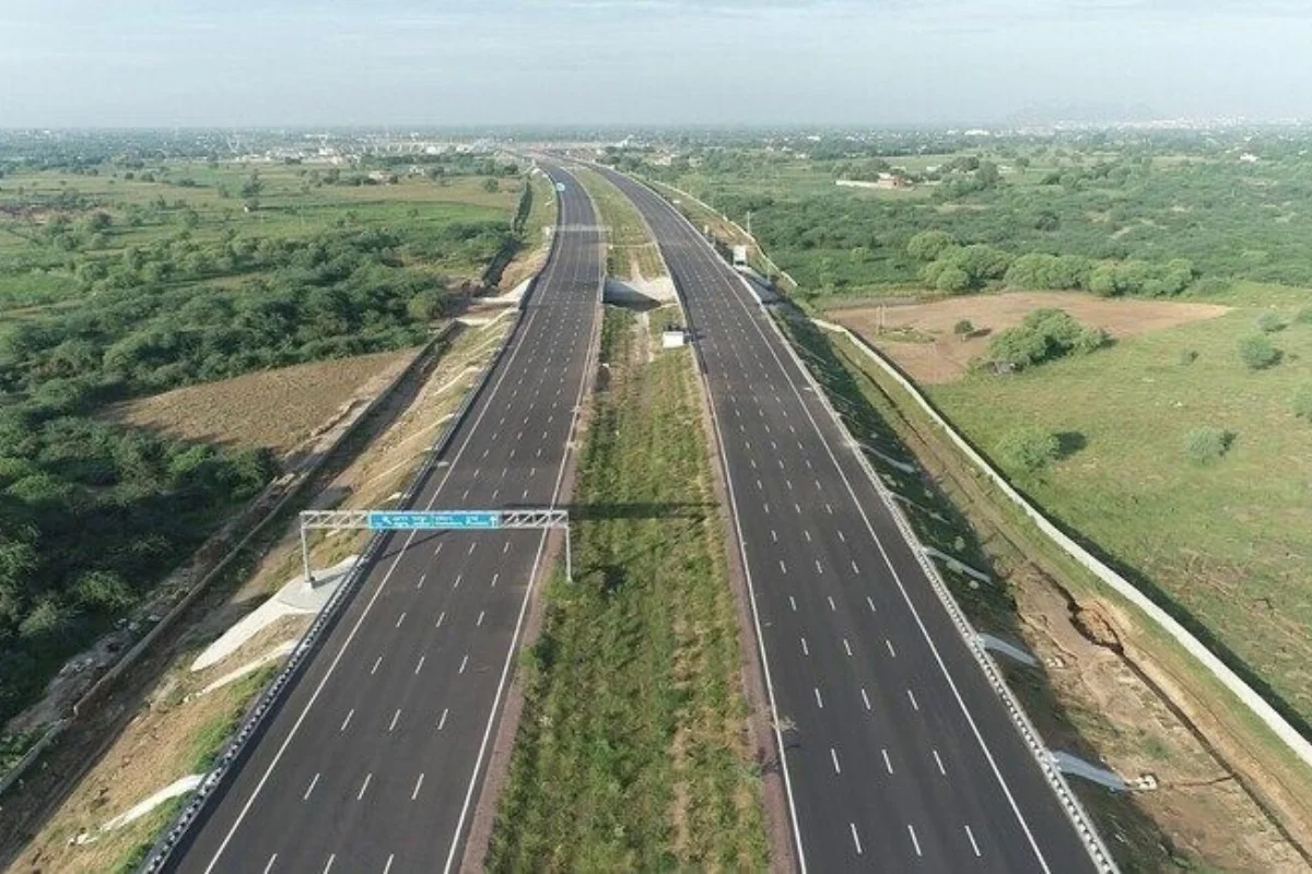 Delhi Mumbai Expressway