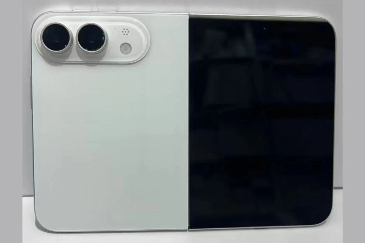 Apple Foldable iPhone
