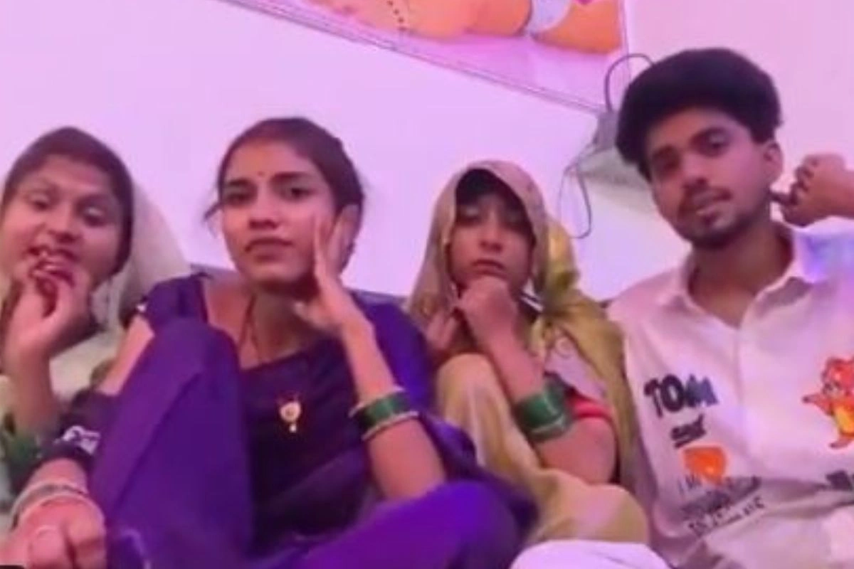 Amroha Viral Video