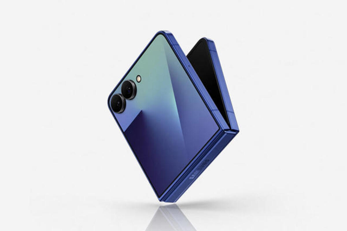 Samsung Galaxy Z Flip 8