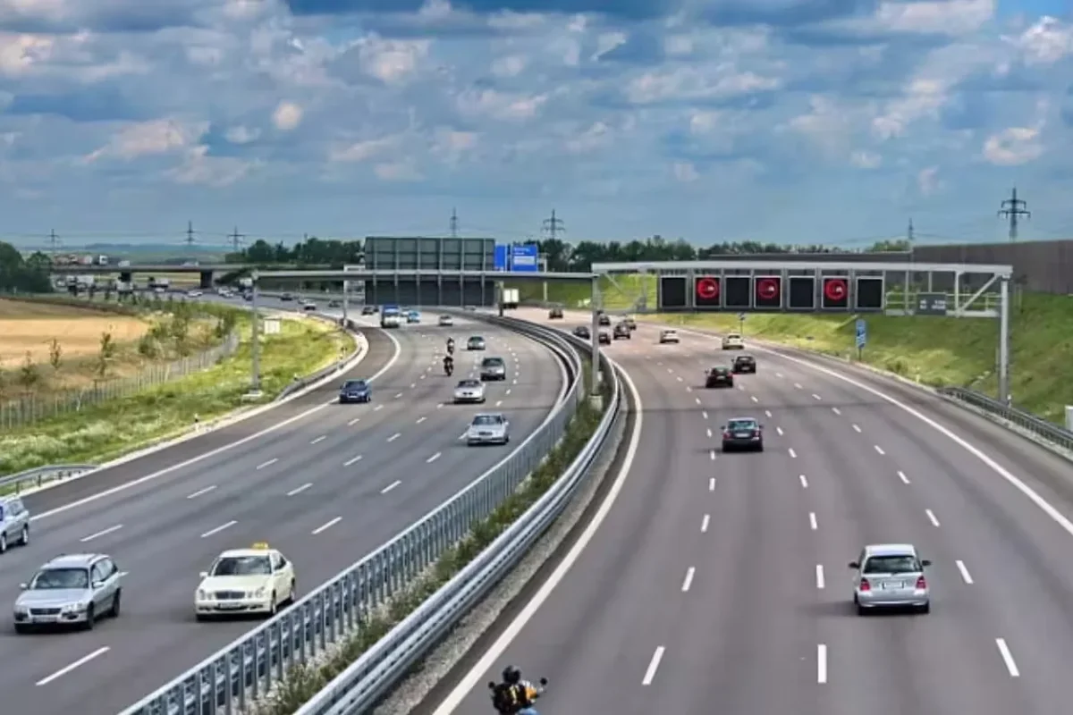 Delhi Mumbai Expressway