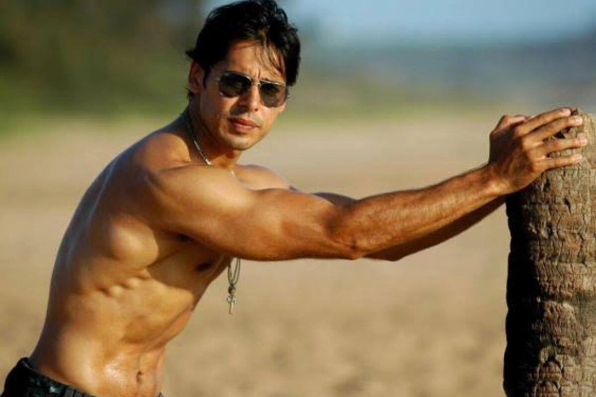 Dino Morea